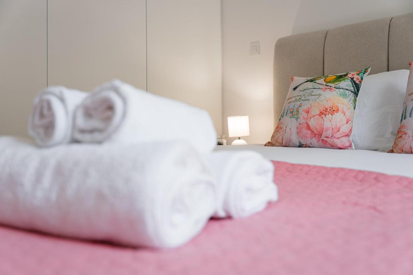 Guestready - Majestic Riverside Terrace In Coimbra Appartement Buitenkant foto
