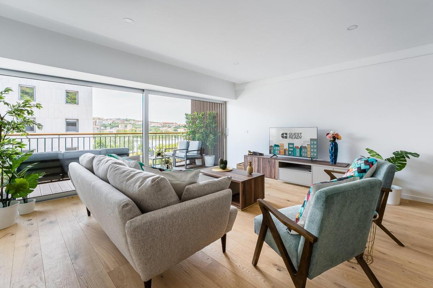 Guestready - Majestic Riverside Terrace In Coimbra Appartement Buitenkant foto